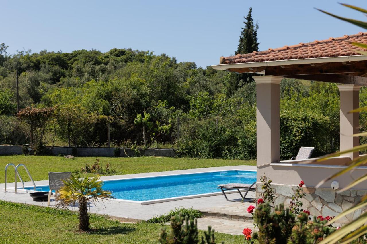 Country Villa Verde - 2Floor Family Home Kouramaditika Exterior photo