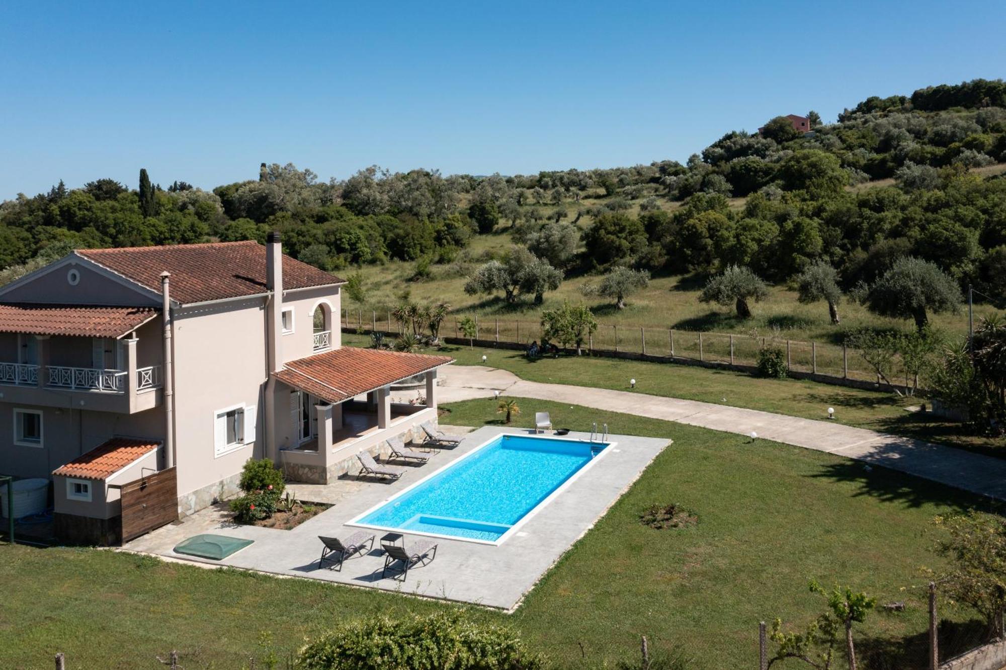 Country Villa Verde - 2Floor Family Home Kouramaditika Exterior photo